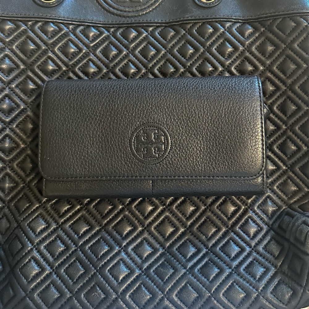 Tory Burch wallet